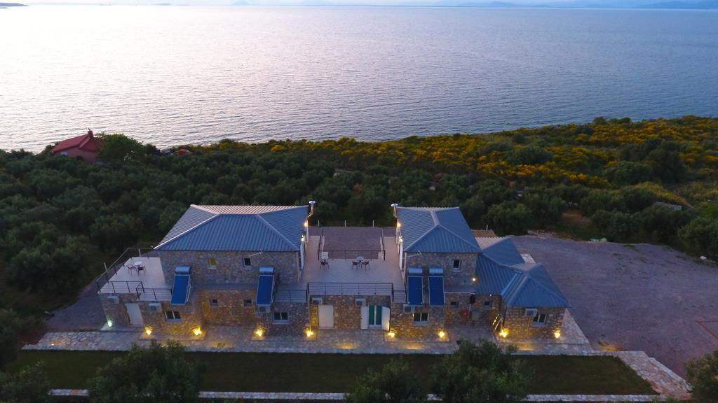 Aqua Terra Villa Spárton Buitenkant foto