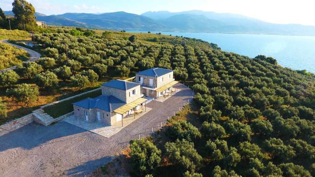 Aqua Terra Villa Spárton Buitenkant foto